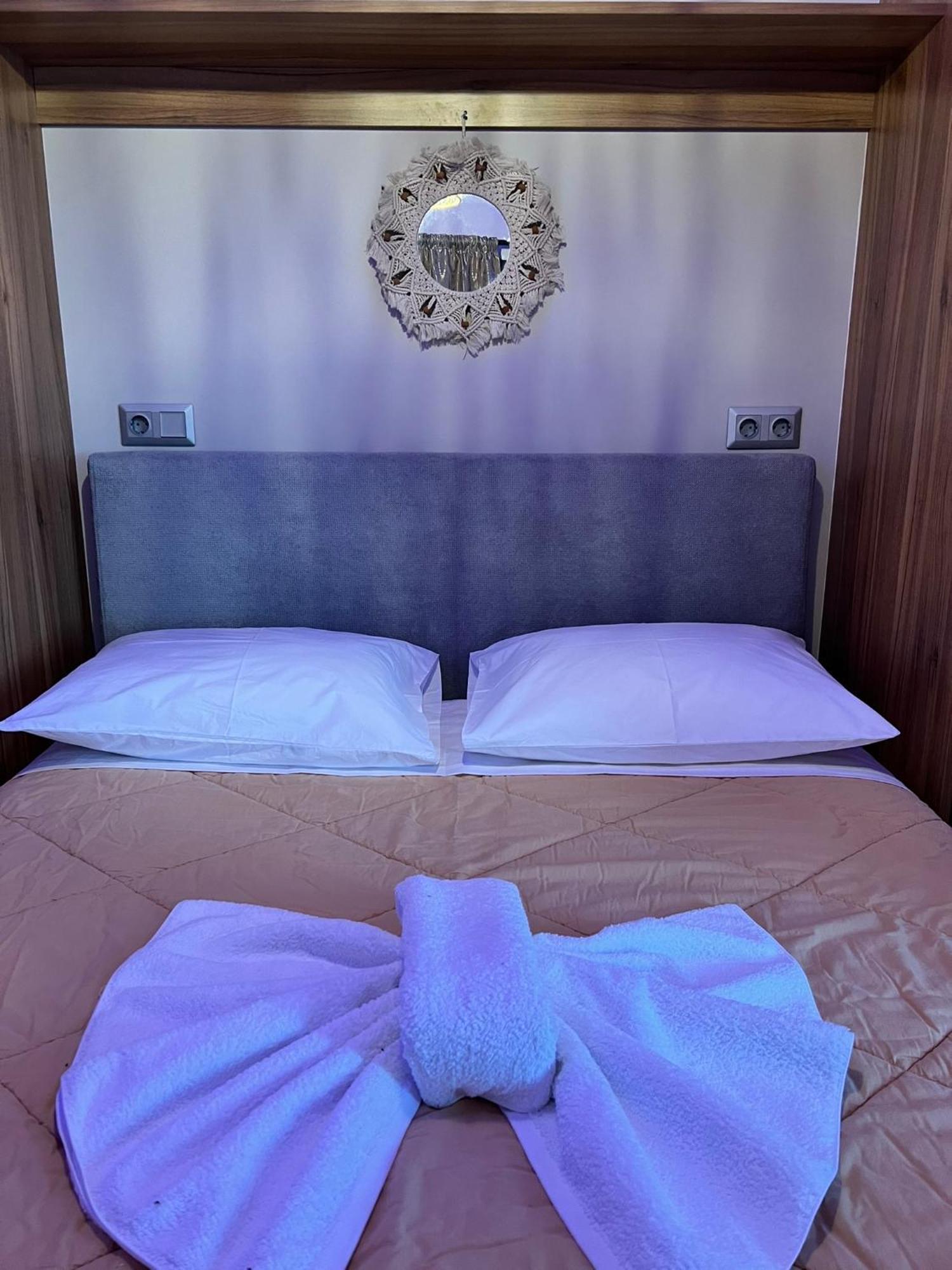 Kallisto Guesthouse ツァガラダ エクステリア 写真