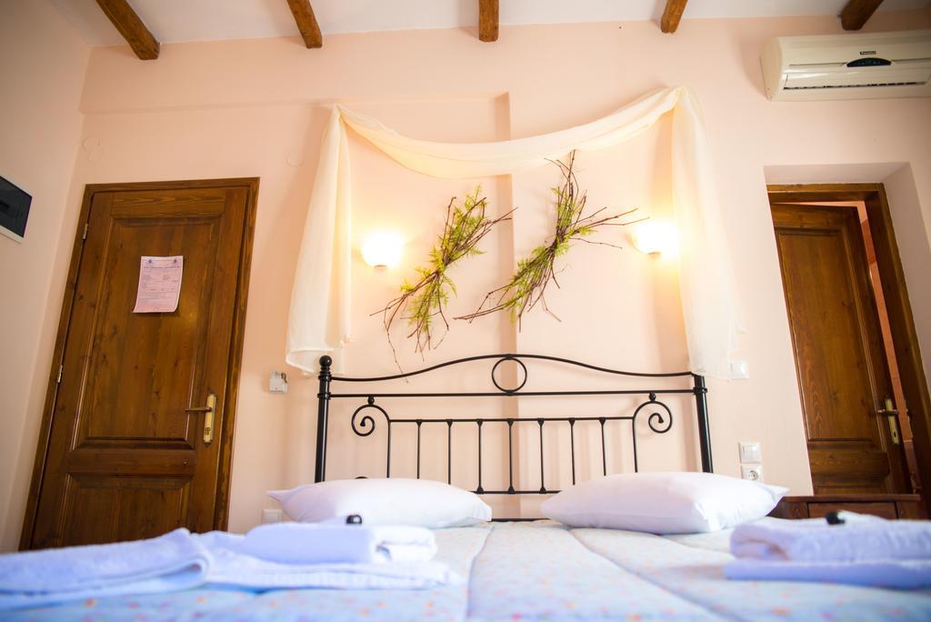 Kallisto Guesthouse ツァガラダ エクステリア 写真